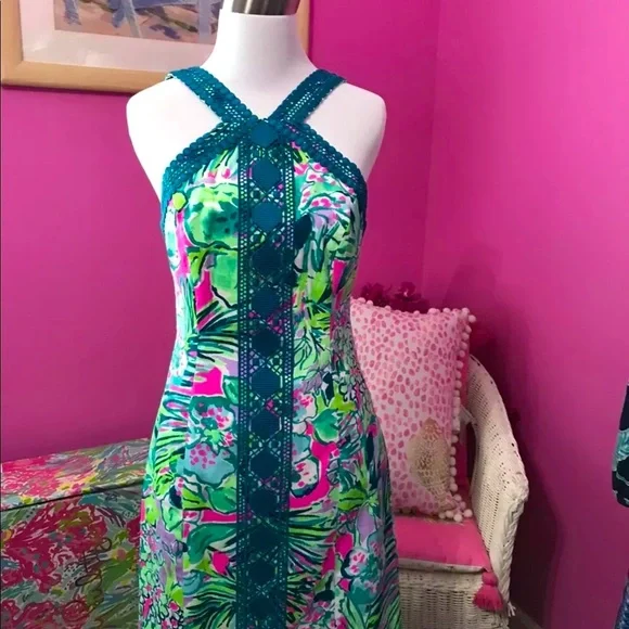 Vena NWT Stretch Shift Dress Early Bloomer Size 4 - Picture 8 of 16